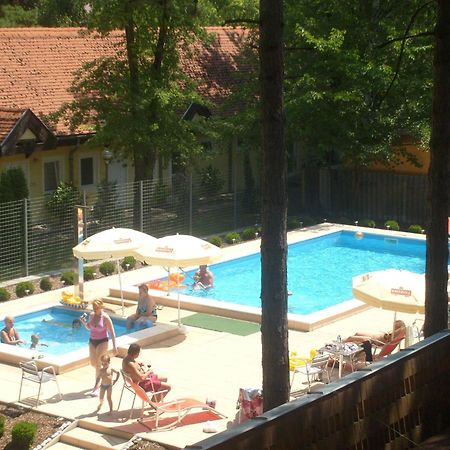 Hotel Korona Siófok Exteriér fotografie