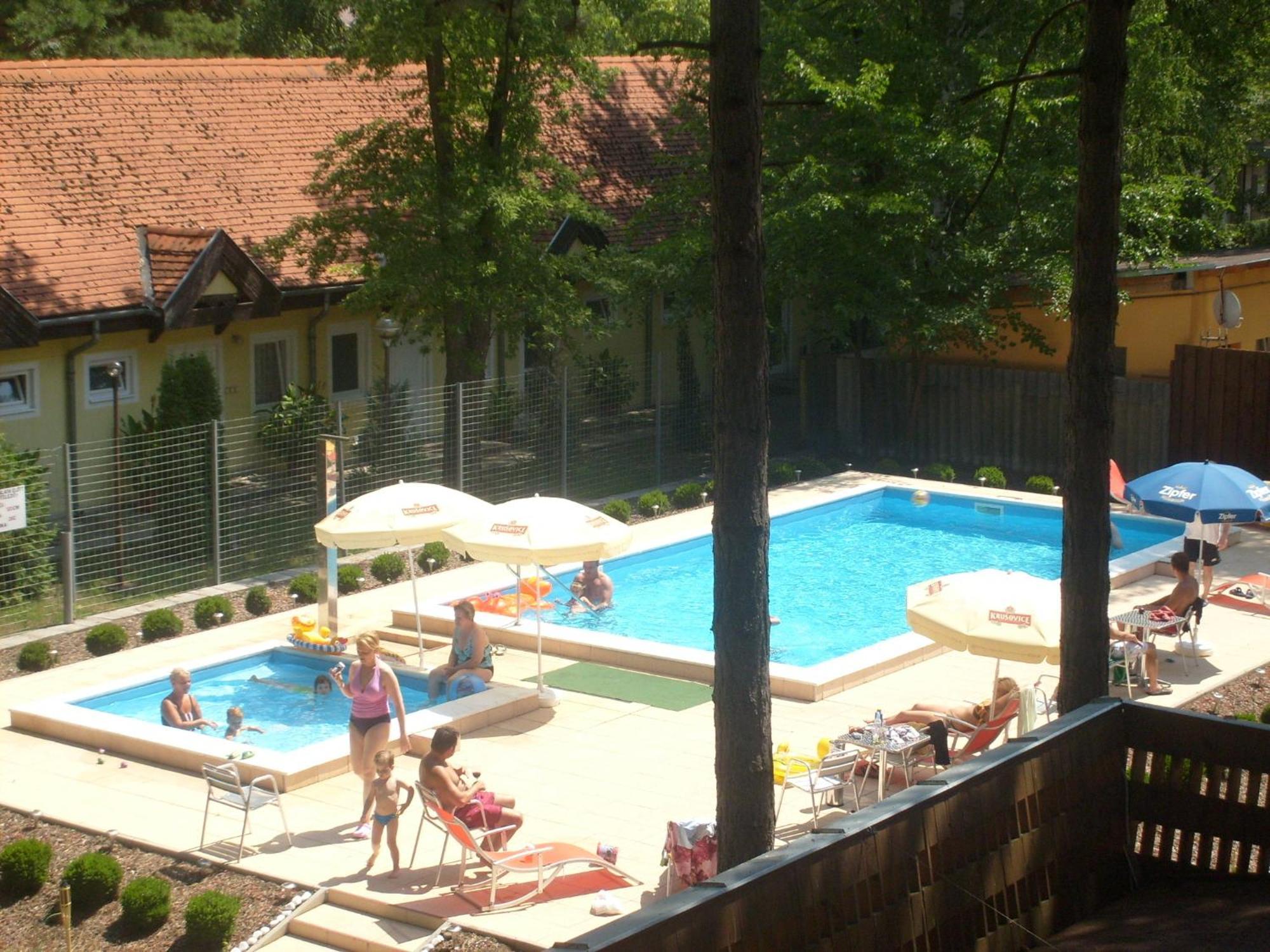Hotel Korona Siófok Exteriér fotografie