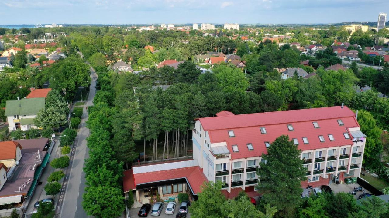 Hotel Korona Siófok Exteriér fotografie
